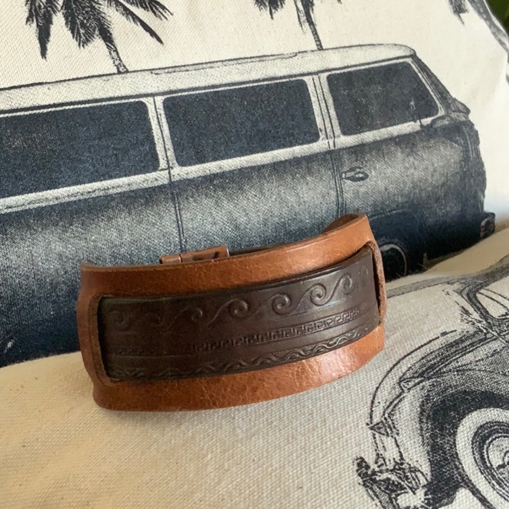 Handmade leather bracelet